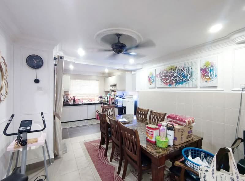 Rumah Teres 2 Tingkat untuk Dijual di Seksyen 8 (Bangi) - Azli Ibrahim - Kitchen - PropertyGuru.com.my
