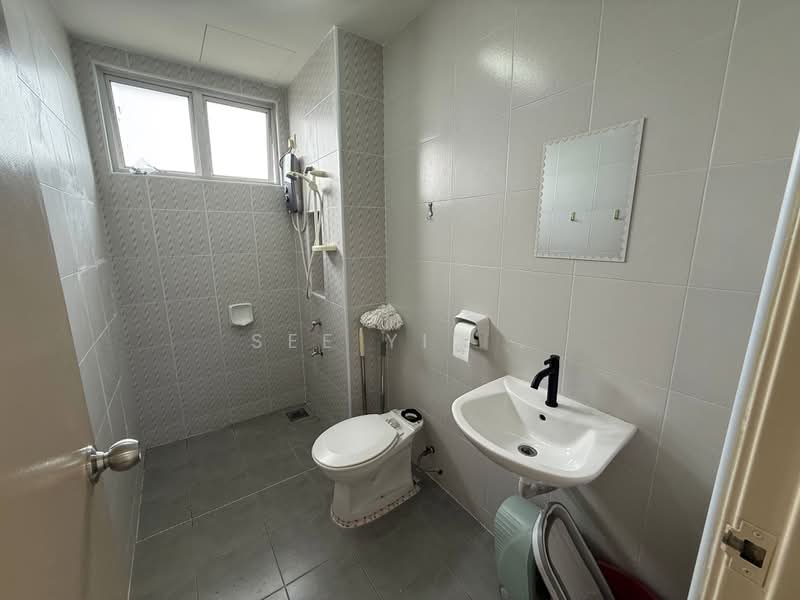 Pangsapuri untuk Dijual di Austin Suites (Permata Austin) - See Yin . - Bathroom - PropertyGuru.com.my
