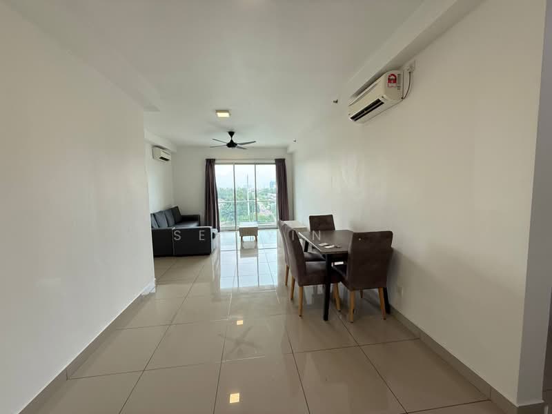 Pangsapuri untuk Dijual di Austin Suites (Permata Austin) - See Yin . - Living Room - PropertyGuru.com.my