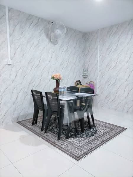 Kondominium untuk Disewa di Manhattan Condominium - David Wong - Dining Room - PropertyGuru.com.my
