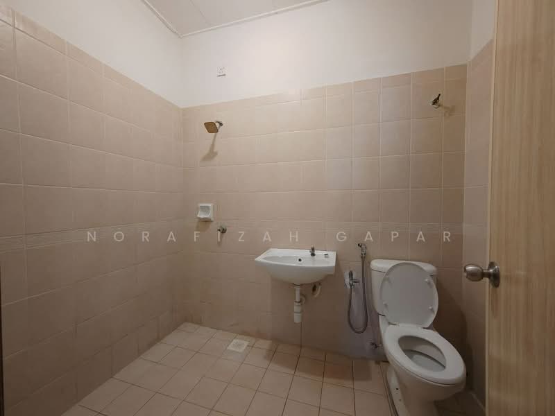 Rumah Berkembar untuk Disewa di Kajang (Selangor) - NoraFizah Gapar - Bathroom - PropertyGuru.com.my