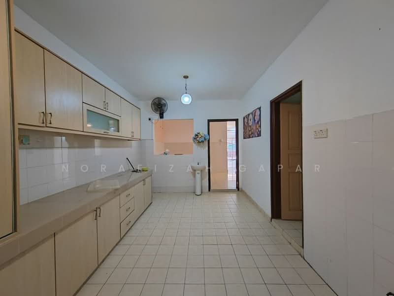 Rumah Berkembar untuk Disewa di Kajang (Selangor) - NoraFizah Gapar - Kitchen - PropertyGuru.com.my