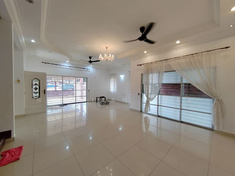 Rumah Berkembar untuk Disewa di Kajang (Selangor) - NoraFizah Gapar - Living Room - PropertyGuru.com.my