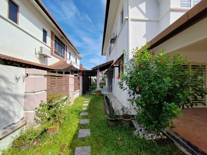 Rumah Berkembar untuk Disewa di Kajang (Selangor) - NoraFizah Gapar - Exterior - PropertyGuru.com.my