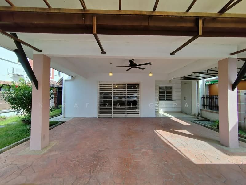 Rumah Berkembar untuk Disewa di Kajang (Selangor) - NoraFizah Gapar - Exterior - PropertyGuru.com.my