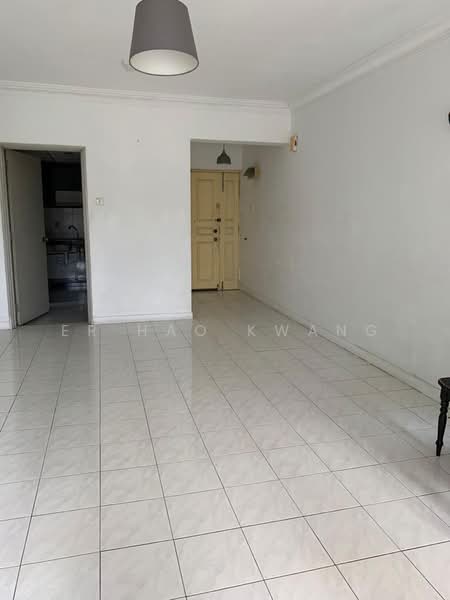 Kondominium untuk Disewa di Desa Kiara - Er Hao Kwang - Living Room - PropertyGuru.com.my
