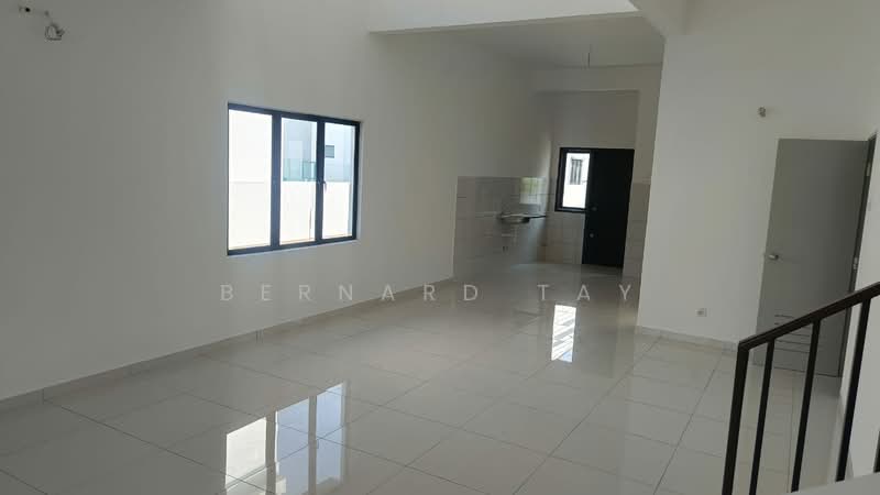Rumah Teres 2-Tingkat untuk Dijual di Mahkota Hills (Lenggeng) - Bernard Tay - PropertyGuru.com.my