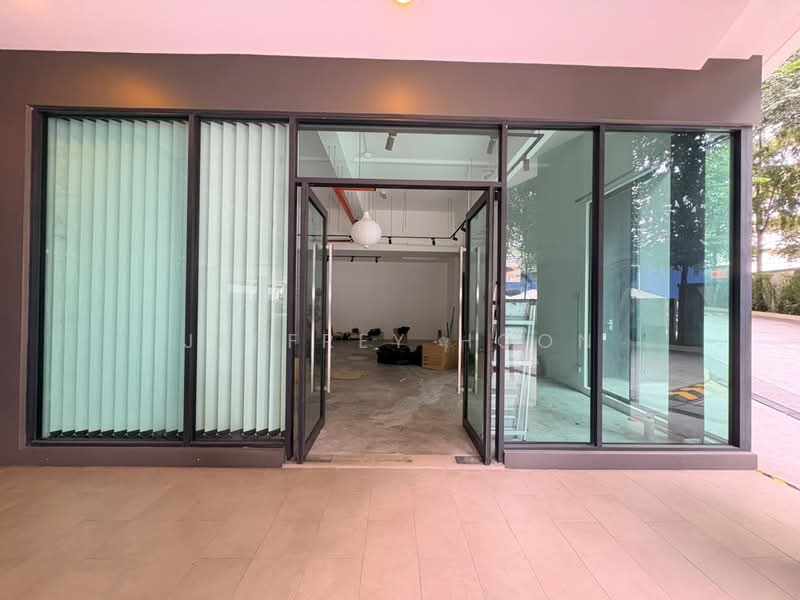 Kedai untuk Disewa di Taman United (Jalan Klang Lama (Old Klang Road)) - Jeffrey Hoon - Entrance - PropertyGuru.com.my