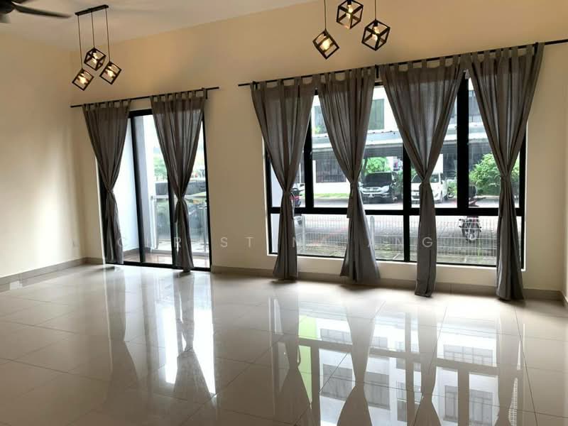 Pangsapuri untuk Dijual di Impian Senibong Residences - Christina Ang - Living Room - PropertyGuru.com.my