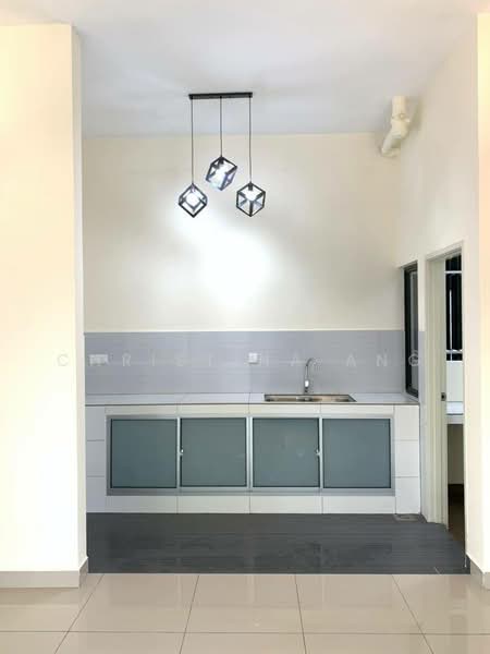 Pangsapuri untuk Dijual di Impian Senibong Residences - Christina Ang - Kitchen - PropertyGuru.com.my