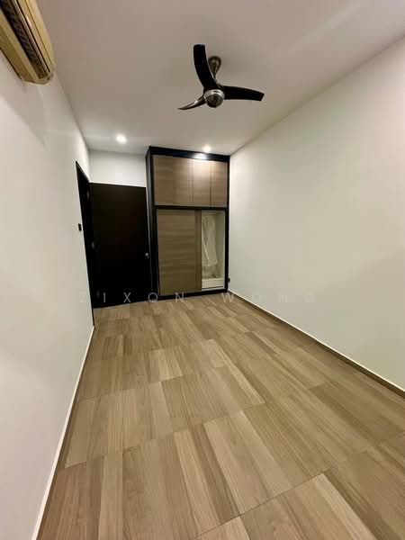 Rumah Berkembar untuk Dijual di Taman Ponderosa (Johor Bahru) - Zixon Wong - PropertyGuru.com.my