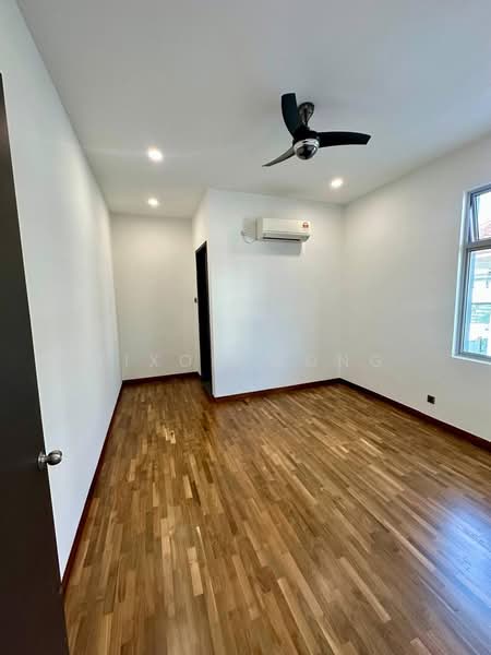 Rumah Berkembar untuk Dijual di Taman Ponderosa (Johor Bahru) - Zixon Wong - PropertyGuru.com.my