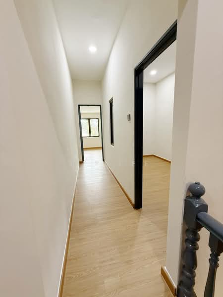 Rumah Teres 2 Tingkat untuk Dijual di Taman Sentosa (Johor Bahru) - Sze Lee - Corridor - PropertyGuru.com.my