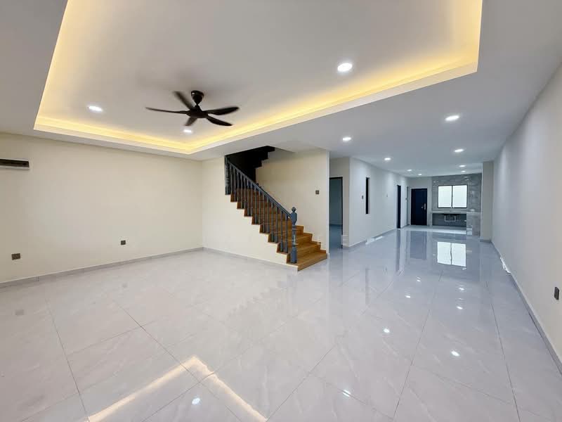 Rumah Teres 2 Tingkat untuk Dijual di Taman Sentosa (Johor Bahru) - Sze Lee - Living Room - PropertyGuru.com.my