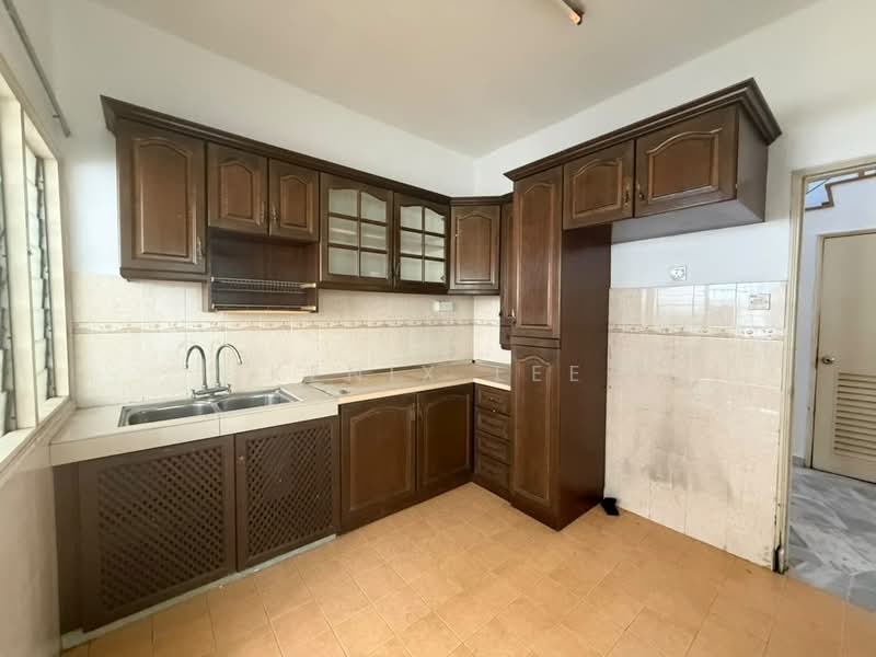 2-storey Terraced House for Rent in Usj 11 (Subang Jaya) - Kenix Lee - Kitchen - PropertyGuru.com.my