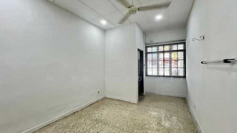 Rumah Teres 1.5 Tingkat untuk Disewa di Taman Perling (Perling) - Wong Shau Wei - PropertyGuru.com.my