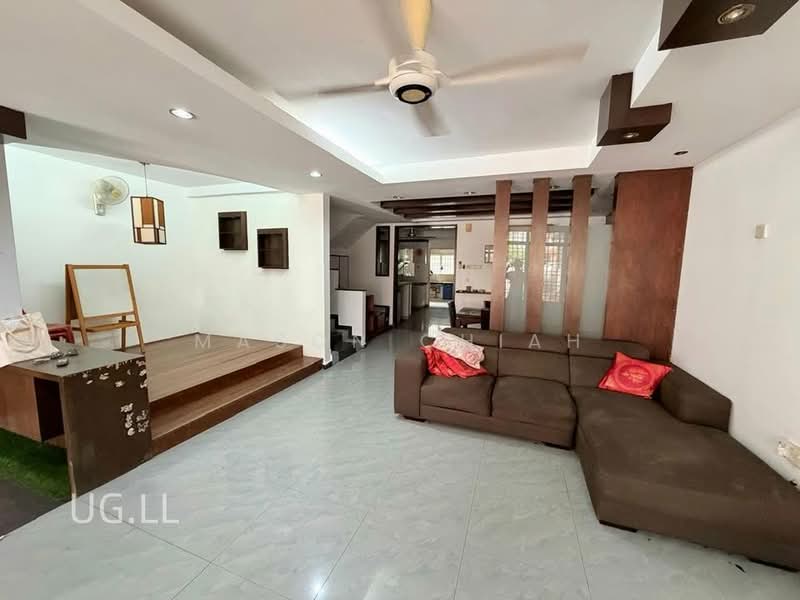 2.5-storey Terraced House for Sale in Bandar Bukit Tinggi (Klang) - Mason Chiah - Living Room - PropertyGuru.com.my