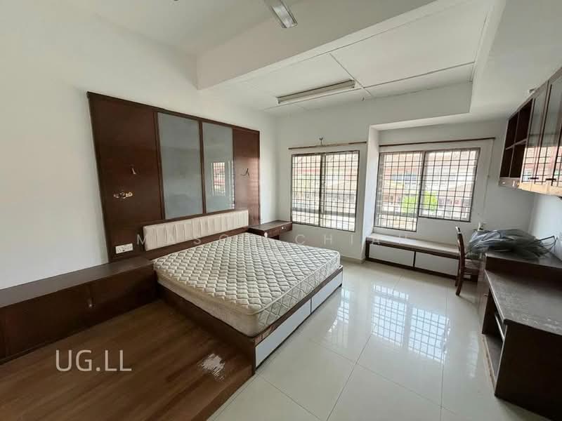 2.5-storey Terraced House for Sale in Bandar Bukit Tinggi (Klang) - Mason Chiah - Bedroom - PropertyGuru.com.my