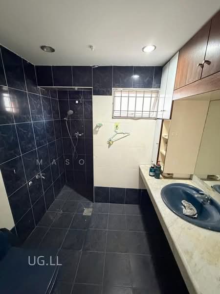 2.5-storey Terraced House for Sale in Bandar Bukit Tinggi (Klang) - Mason Chiah - PropertyGuru.com.my