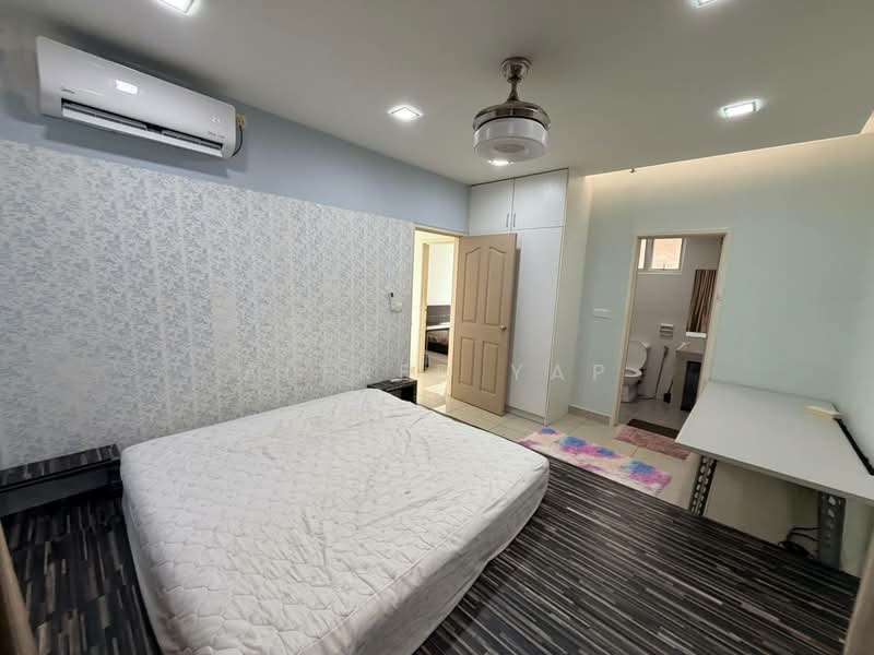 Pangsapuri untuk Disewa di Austin Suites (Permata Austin) - Alfred Yap - Bedroom - PropertyGuru.com.my