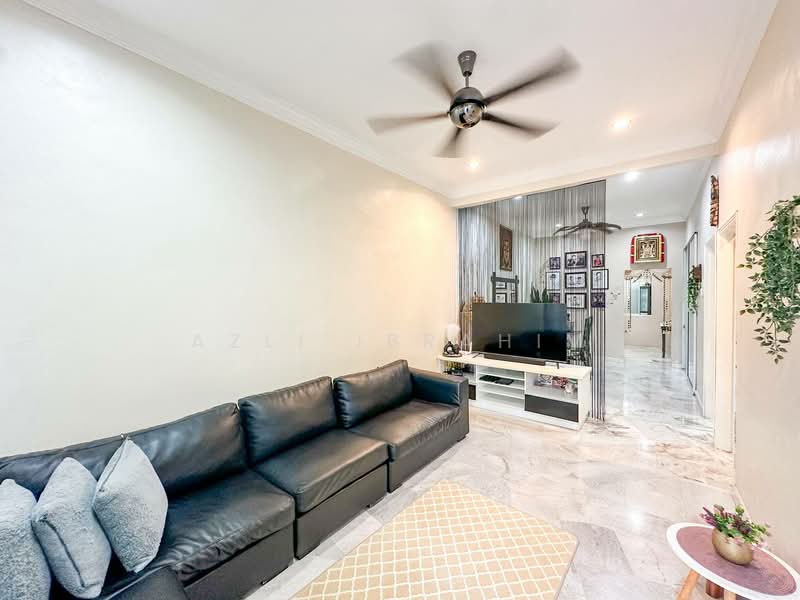 1-storey Terraced House for Sale in Taman Sungai Jelok (Kajang) - Azli Ibrahim - Living Room - PropertyGuru.com.my