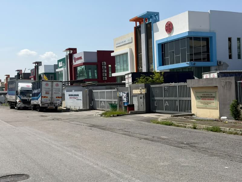 Semi-D Factory for Sale in Bukit Angkat (Kajang) - Benjamin Lai - Exterior - PropertyGuru.com.my