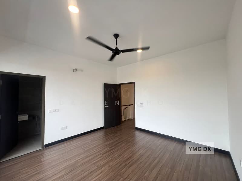 2-storey Terraced House for Sale in Bandar Bukit Raja (Klang) - Darren Khoo - Bedroom - PropertyGuru.com.my