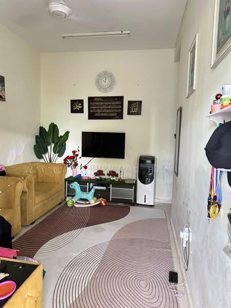 1-storey Terraced House for Sale in Taman Rumbia Utama (Rembia) - William Chong - Living Room - PropertyGuru.com.my