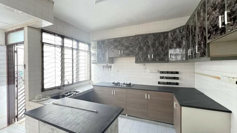 Rumah Teres 1.5 Tingkat untuk Disewa di Taman Perling (Perling) - Jacky Chua - Kitchen - PropertyGuru.com.my