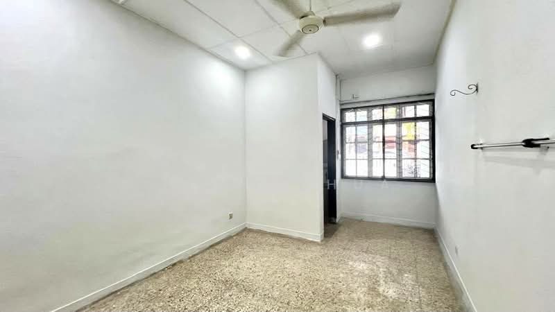 Rumah Teres 1.5 Tingkat untuk Disewa di Taman Perling (Perling) - Jacky Chua - Interior - PropertyGuru.com.my