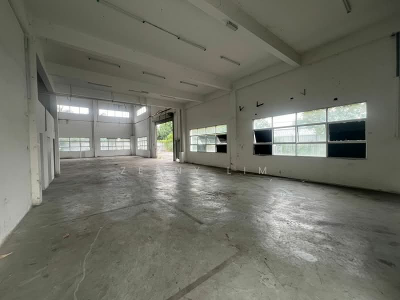 Semi-D Factory for Sale in Taman Perindustrian Pandamaran (Pelabuhan Klang) - Zenny Lim - Interior - PropertyGuru.com.my