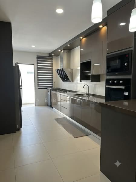 2-storey Terraced House for Rent in Bandar Sri Sendayan (Negeri Sembilan) - Abby Tan - Kitchen - PropertyGuru.com.my