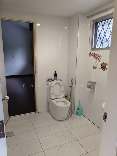 Rumah Banglo untuk Disewa di Bukit Damansara (Damansara Heights) - Leonard Chin - Bathroom - PropertyGuru.com.my