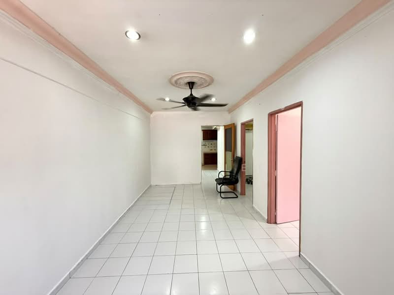 Pangsapuri untuk Dijual di Vista Bayu - Simon Lee - Living Room - PropertyGuru.com.my