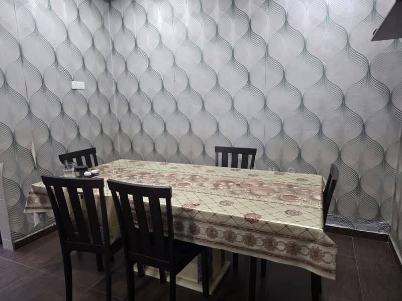 2-storey Terraced House for Sale in Ulu Tiram (Johor) - Ewe Bee Leng - Dining Room - PropertyGuru.com.my