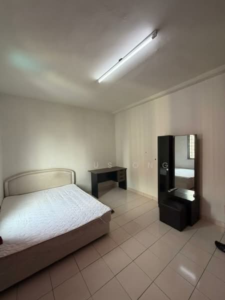 Kondominium untuk Dijual di Sri Putramas - Cyrus Ong - Bedroom - PropertyGuru.com.my