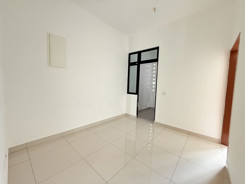 Rumah Teres 2 Tingkat untuk Dijual di Taman Dato Onn (Johor Bahru) - Zhiyi Lee - Living Room - PropertyGuru.com.my