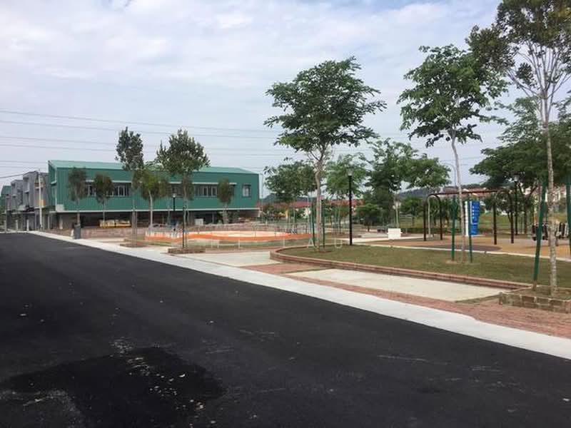 Shop for Rent in Sepang (Selangor) - HL Lau - Exterior - PropertyGuru.com.my