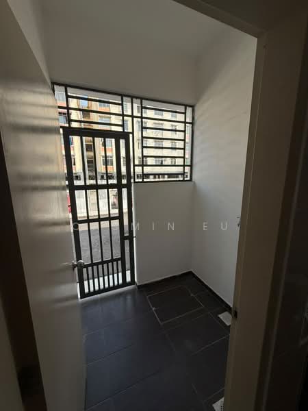 2-storey Terraced House for Sale in Bukit Indah (Iskandar Puteri (Nusajaya)) - Casmin Eu - Entrance - PropertyGuru.com.my