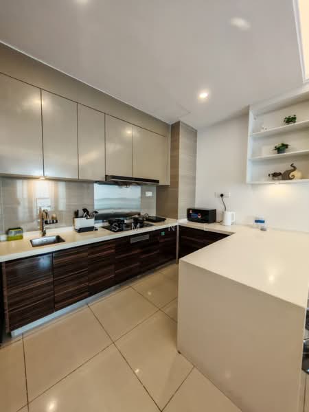Kondominium untuk Dijual di R&F Princess Cove Phase 2-Seine Region - Casmin Eu - Kitchen - PropertyGuru.com.my
