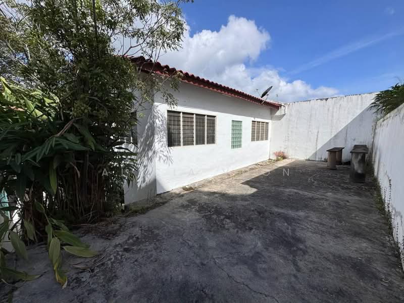 Semi-Detached House for Sale in Johor Bahru (Johor) - Alicia Voon - Exterior - PropertyGuru.com.my