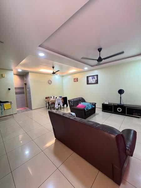 Rumah Teres untuk Dijual di Taman Mutiara Rini (Skudai) - SY Ngo - Living Room - PropertyGuru.com.my