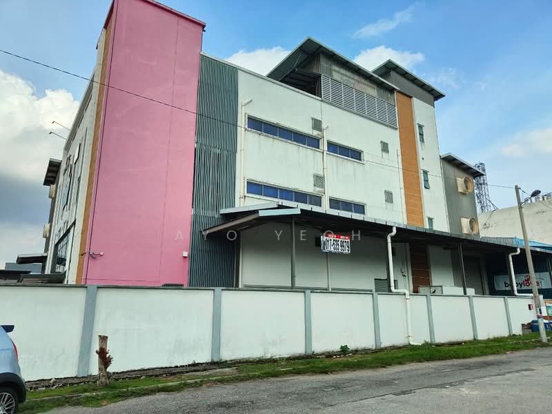 1.5-storey Terraced House for Sale in Taman Overseas Union (Taman Oug) (Jalan Klang Lama (Old Klang Road)) - Ayo Yeoh - PropertyGuru.com.my