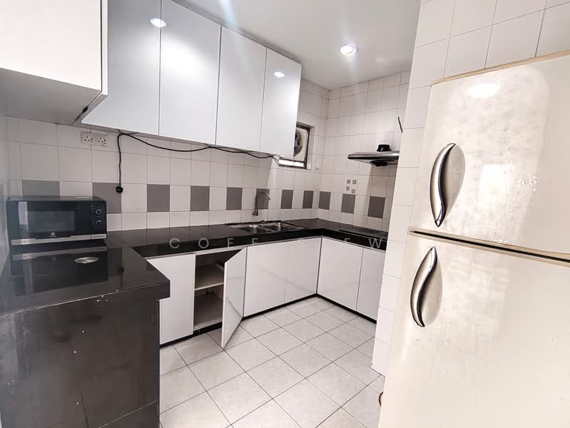 Townhouse for Rent in Taman Amansiara (Rawang) - Coee Siew - Kitchen - PropertyGuru.com.my