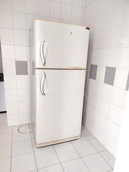 Townhouse for Rent in Taman Amansiara (Rawang) - Coee Siew - Kitchen - PropertyGuru.com.my