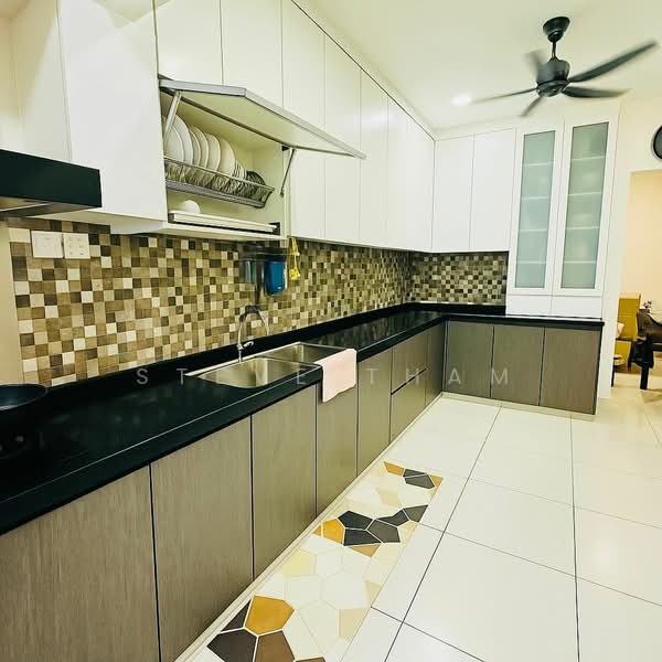 Rumah Bandar untuk Dijual di 16 Sierra (Puchong) - Steve Tham - Kitchen - PropertyGuru.com.my