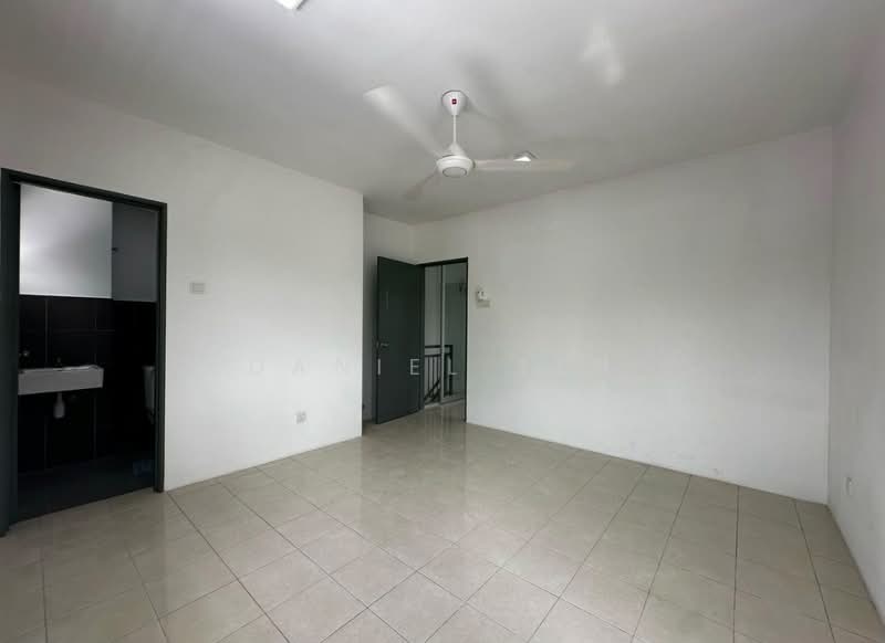 Rumah Teres 2 Tingkat untuk Disewa di Sungai Buloh (Selangor) - Daniel Teh - Interior - PropertyGuru.com.my