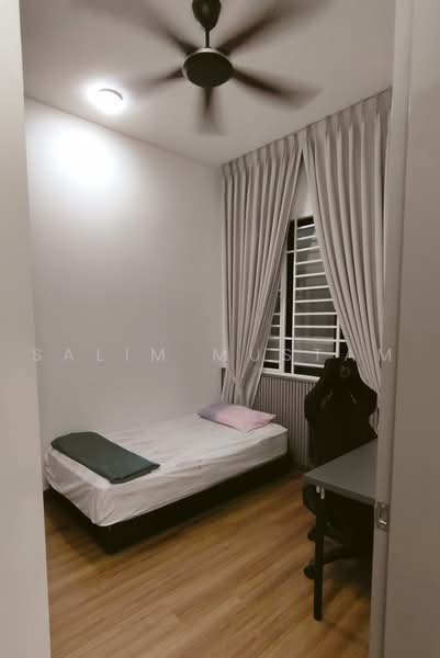 Service Residence for Sale at Zentro Residences Serviced Apartment - Salim Mustam - Bedroom - PropertyGuru.com.my
