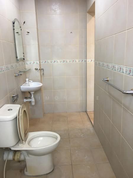Rumah Teres 2 Tingkat untuk Disewa di BANDAR PUCHONG JAYA (Puchong) - Simon Hoe - Bathroom - PropertyGuru.com.my