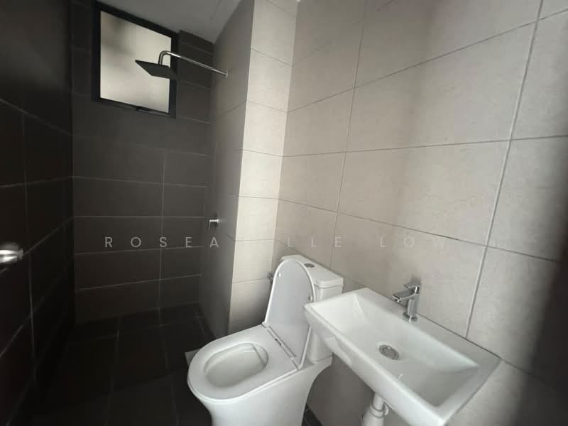 Kondominium untuk Disewa di The Jalil (Bayu Jalil) - Roseabelle Low - Bathroom - PropertyGuru.com.my